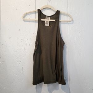 ☘️Free People Long Beach tank top☘️